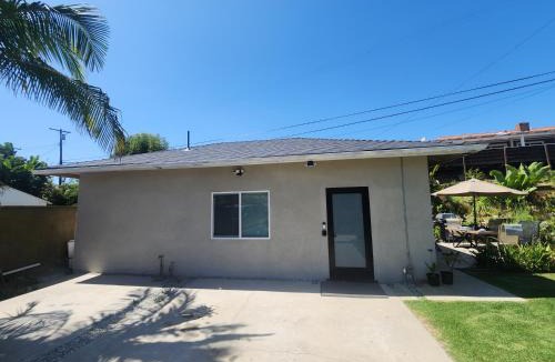 Ladera Heights Apartment | Ladera Retreat near Sofi Stadium, LAX, Beach