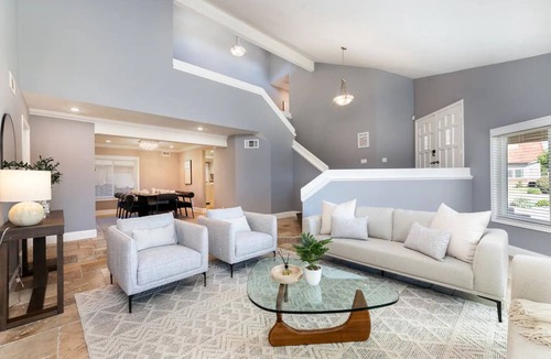 Laguna Hills House | Laguna Pool Villa