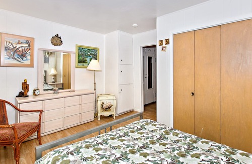 Crestline House | Lake Gregory Paradise. Two bedrooms. Few Minutes From The Lake.