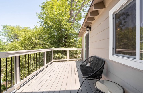 Cedar Glen House | Lake Point by Avantstay2 Decks, Great Lake Views!