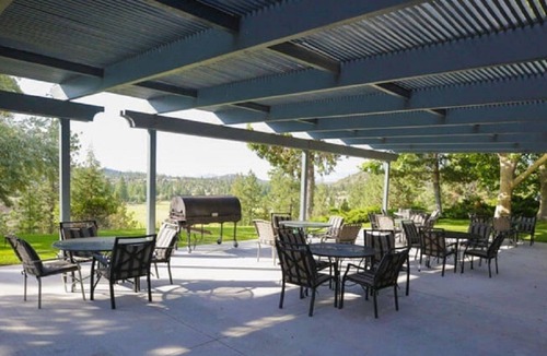 Weed Resort | Lake Shastina Golf Resort