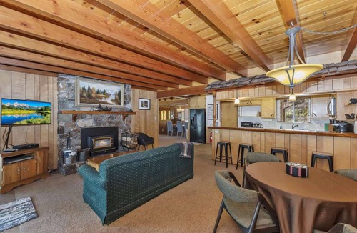 Patton Cabin | Lakefront, Dock, Hot Tub, Swingset, Deck Views | Classic Lake House by AvantStay