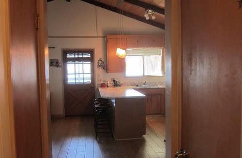 Jamestown House | LAKEFRONT HOME! Private cove with your own dock on the water! See Ramp info