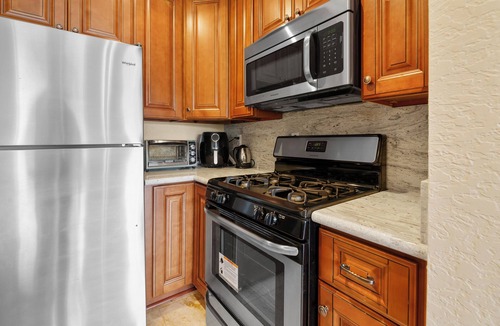 Boulder Bay Cabin | Lakeview Condo - Lakefront Complex, Lake Views, Heated Pool