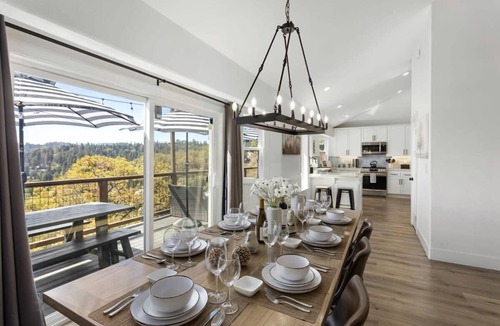 Lake Arrowhead House | Lakeview Home, 3 Decks, AC, EV Chgr, Lake Rights