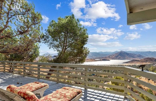 Wofford Heights House | Lakeview Retreat: A Spacious Dog-Friendly Escape with Breathtaking Views