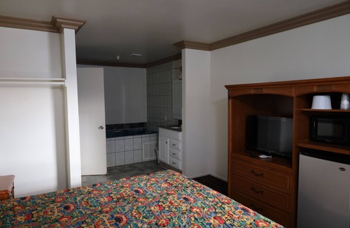 Whittier Hotel | Lambert Inn
