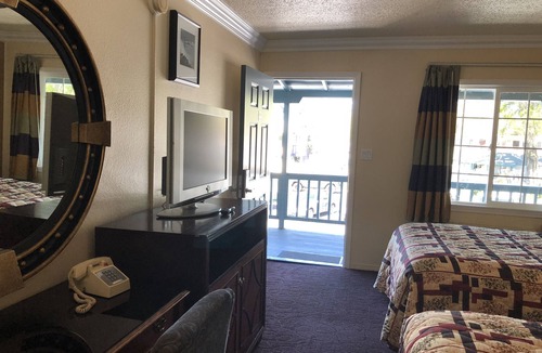 Clearlake Hotel | Lamplighter Motel