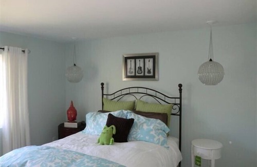 East Side Costa Mesa House | Large 4 BD/3 BA Back Bay Family Living, Beach and Shopping