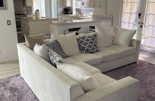 Monterey Park House | Large 6-bedroom house w/jacuzzi in lovely Monterey Park