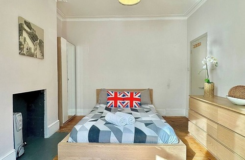 Evelyn House | Large house in central london/58