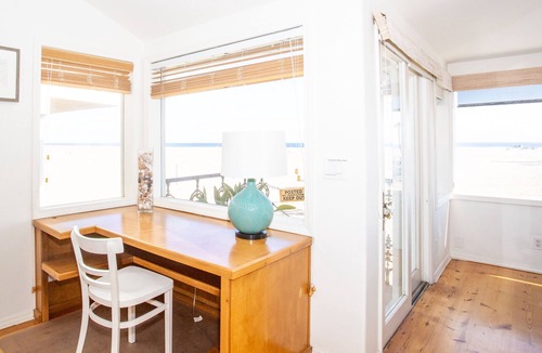 Balboa Peninsula House | Largest Oceanfront Rental in Newport Beach - Right on Boardwalk