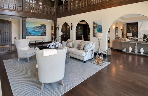 Carmel Highlands House | LAuberge costal cove Doris Day suite
