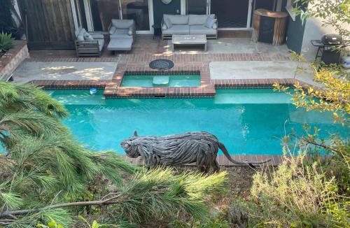 Studio City House | Laurel Canyon Sanctuary with Pool and Spa