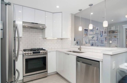 Carmel Valley Condo | Lavish 1 Bedroom Condo Kid & Pet Friendly