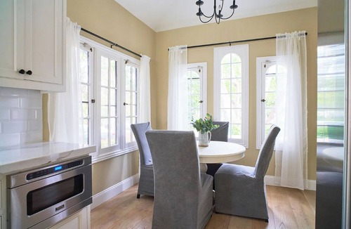 North of Montana House | Lavish Santa Monica House w/Pool, HotTub, and Fireplace