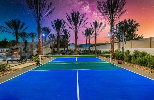 Bermuda Dunes House | Lazy River Oasis