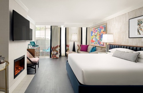 Tri-West Hotel | Le Parc at Melrose