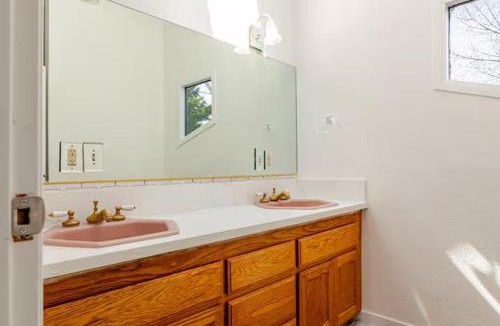 Big Bear House | Le Serenity Cabin, Hot Tub, Game Room Pool Table
