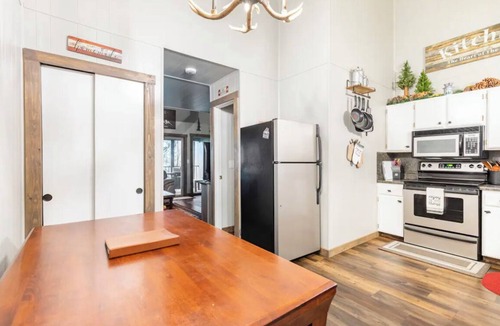Pinecrest Condo | Leland Lodge~ Winter Snow Park-Summer Private Lake
