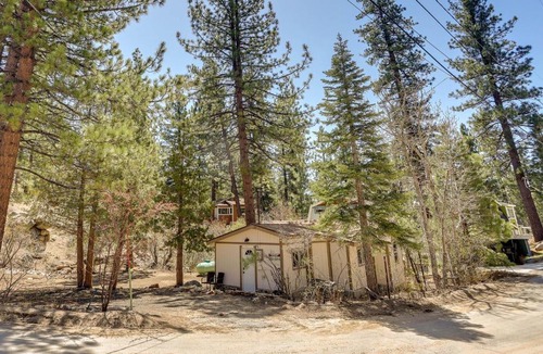 Fawnskin House | Less Than 1 Mi to Big Bear Lake Fawnskin Cottage with Grill