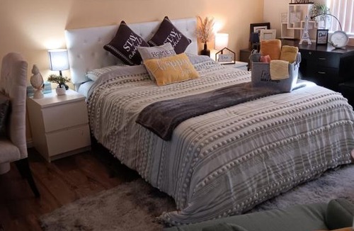 Alhambra Bed & Breakfast | Levander Cozy Home