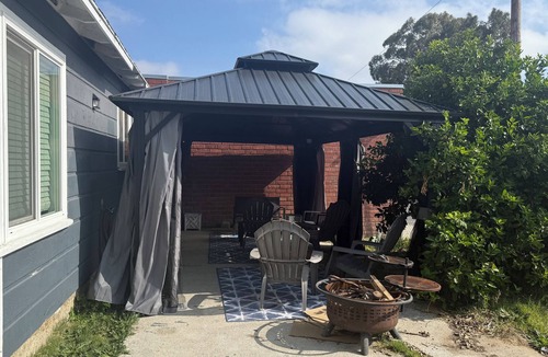 Old Town Apartment | LiLBettys Cottage 1-bedroom apartment in serene Torrance with AC, WiFi