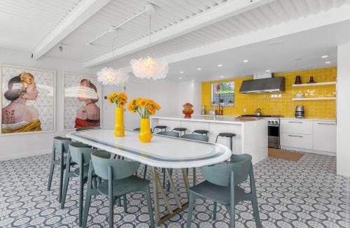 Warm Sands Hotel | Limon Palm Springs A Luxury Boutique Hotel
