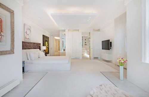 Frognal and Fitzjohns Apartment | Lindfield Gardens