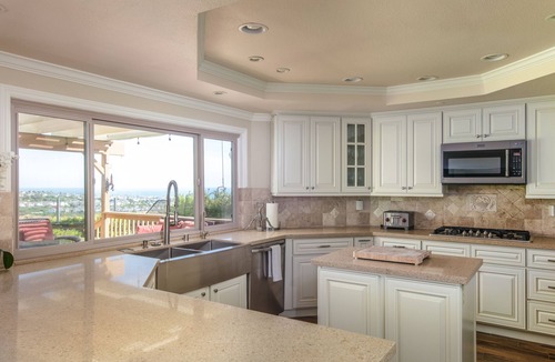 San Clemente House | Live in luxury in this Ultra Private Oceanview Estate