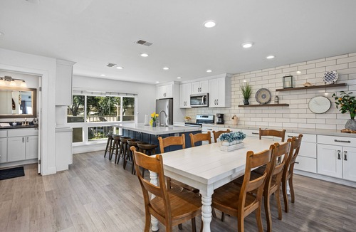 Solana Beach Condo | Live in the Sunshine - Spacious, Great for Groups!