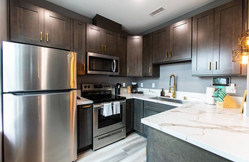 University Heights Apartment | Live Like a Local - Walk to Dining, Shops & Park