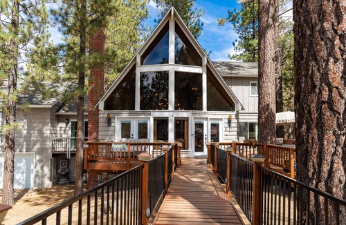 Fox Farm Cabin | Living The Dream Big Bear- Hot Tub- Games