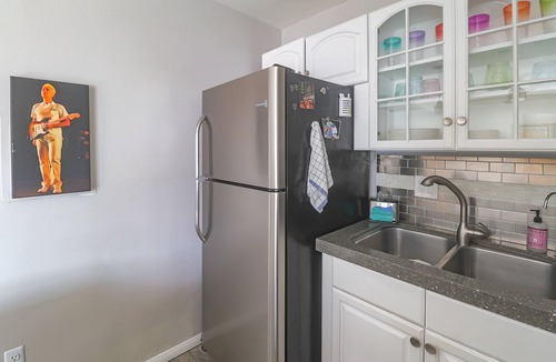 Solana Beach Condo | LOCATION, LOCATION, LOCATION - Walk to Del Mar Racetrack, Beach, Downtown