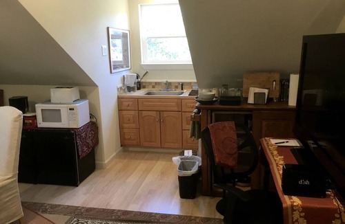 Penn Valley Cabin | Lodge ∙ 1 bedroom ∙ 3 guests