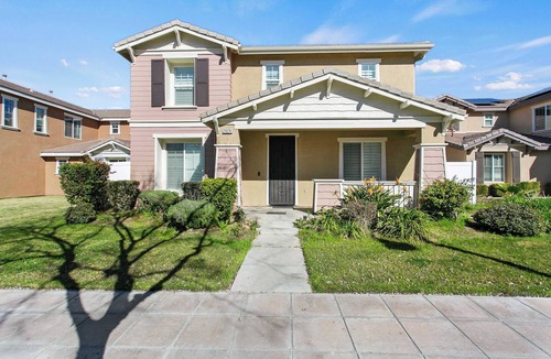 Loma Linda House | Loma Vista Retreat on Lugo Dr｜Cozy 5B｜Garage Access｜Pet Okay｜Instant Tour #42021