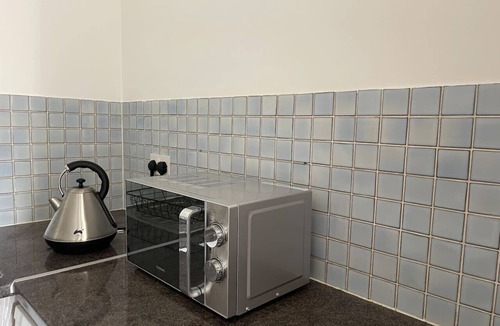 Tower Hill Apartment | London Central 2 Bathroom Flat with Free Parking