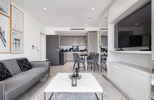 Newington Apartment | London Eye Fireworks View|Lux 2Bed 2Bath Southwark AirCon & Gym