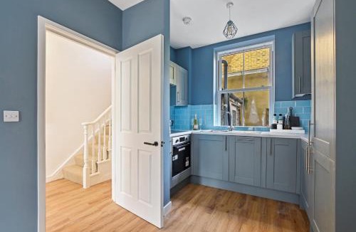 St. Helen's House | London Home North Kensington