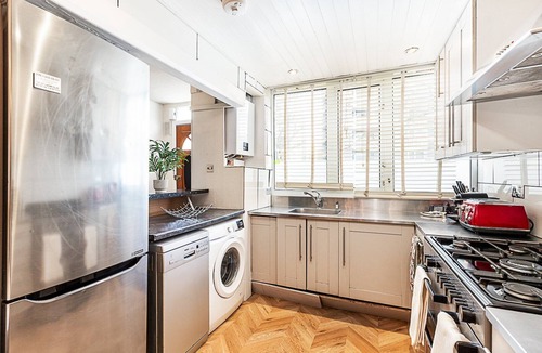 Roehampton House | London Home with Garden Near Richmond Park