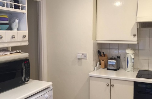 Telegraph Hill Apartment | London: Self catering apartment 10 minutes to central London.