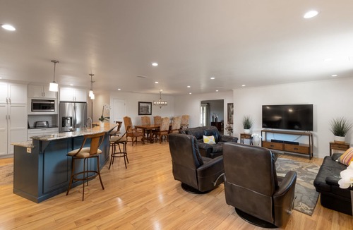 Templeton House | Lone Madrone Winery Guest House