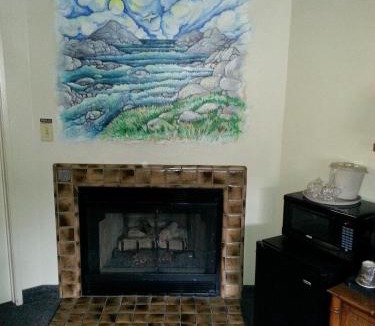 North Fremont Street Hotel | Lone Oak Lodge