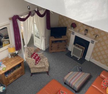 Pembroke Apartment | Long Meadow Bakery