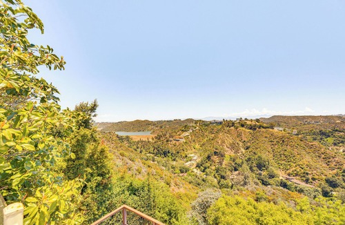 Bel Air House | Los Angeles Home w/Private Pool, Mtn & Lake View!