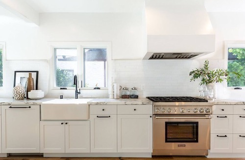 Beverly Grove House | Los Angeles retreat with with heated pool fire pit and beautiful outdoor areas
