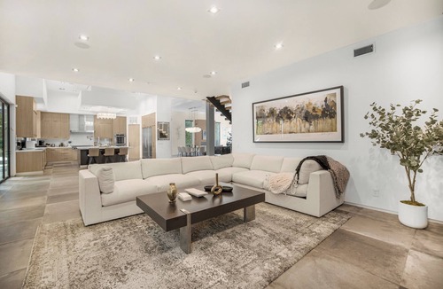Encino House | Louise Modern - Luxury Smart Estate in Encino w/Pool, Gym & Spa