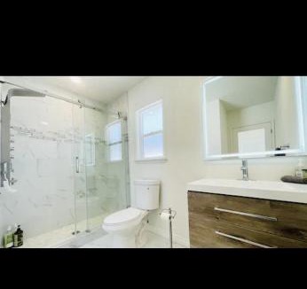 East Los Angeles House | Love to be here