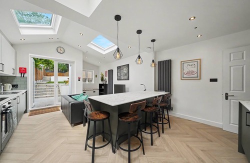 New Cross House | Lovely 5BDR Family Home Near Greenwich Park
