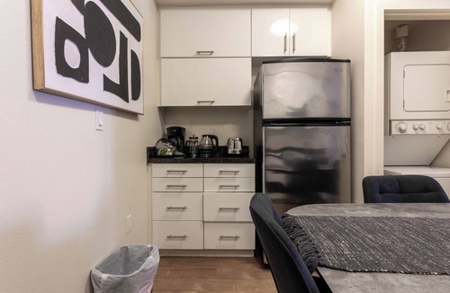 Downtown Apartment | Lovely and Elegant unit
